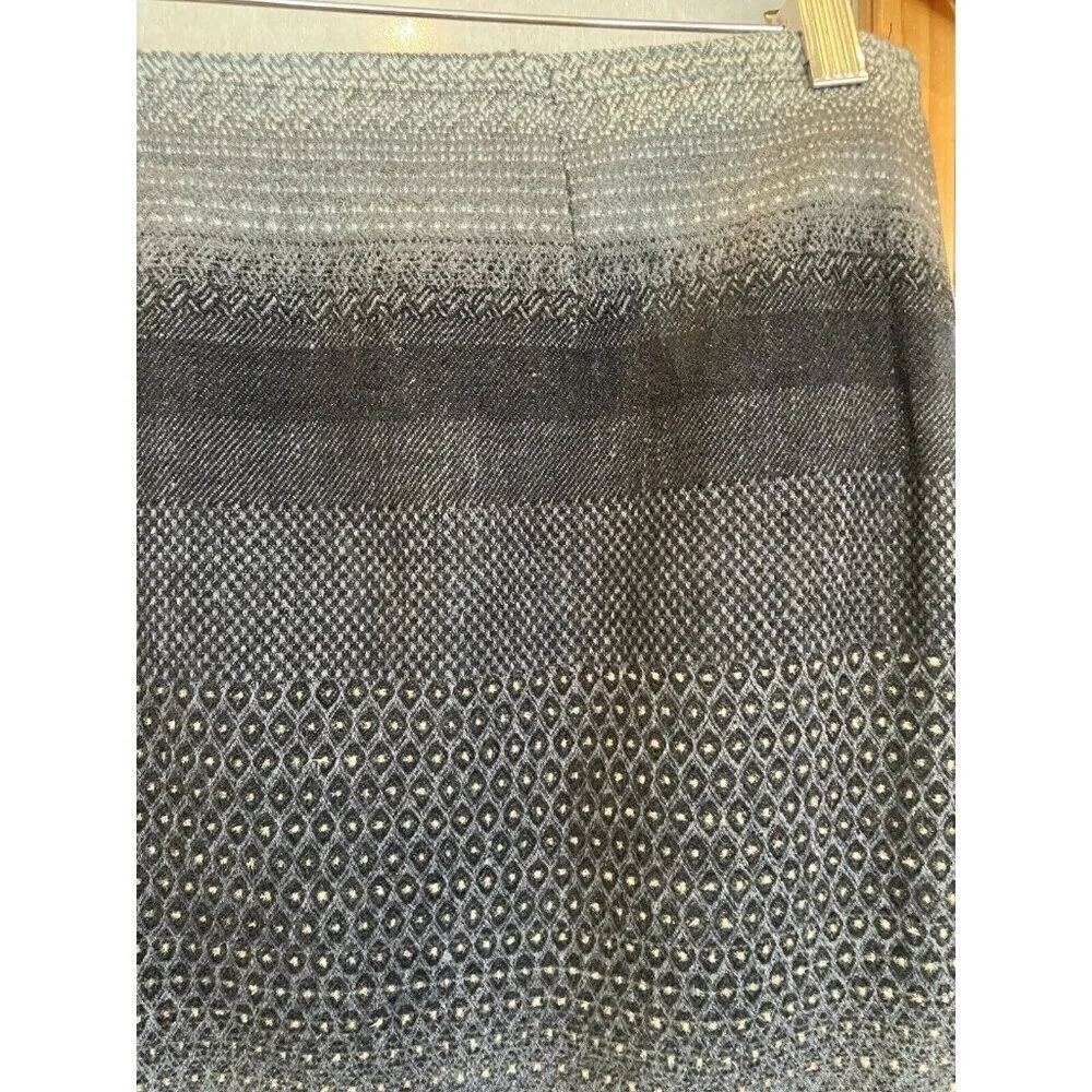Amanda and Chelsea Nordstrom Women's Black & Gray Ombré Tweed Skirt, Size 8